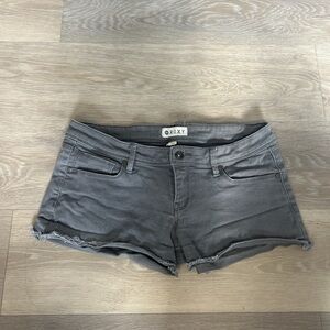 Roxy Low Rise Gray Denim Cutoff Shorts – Size 28